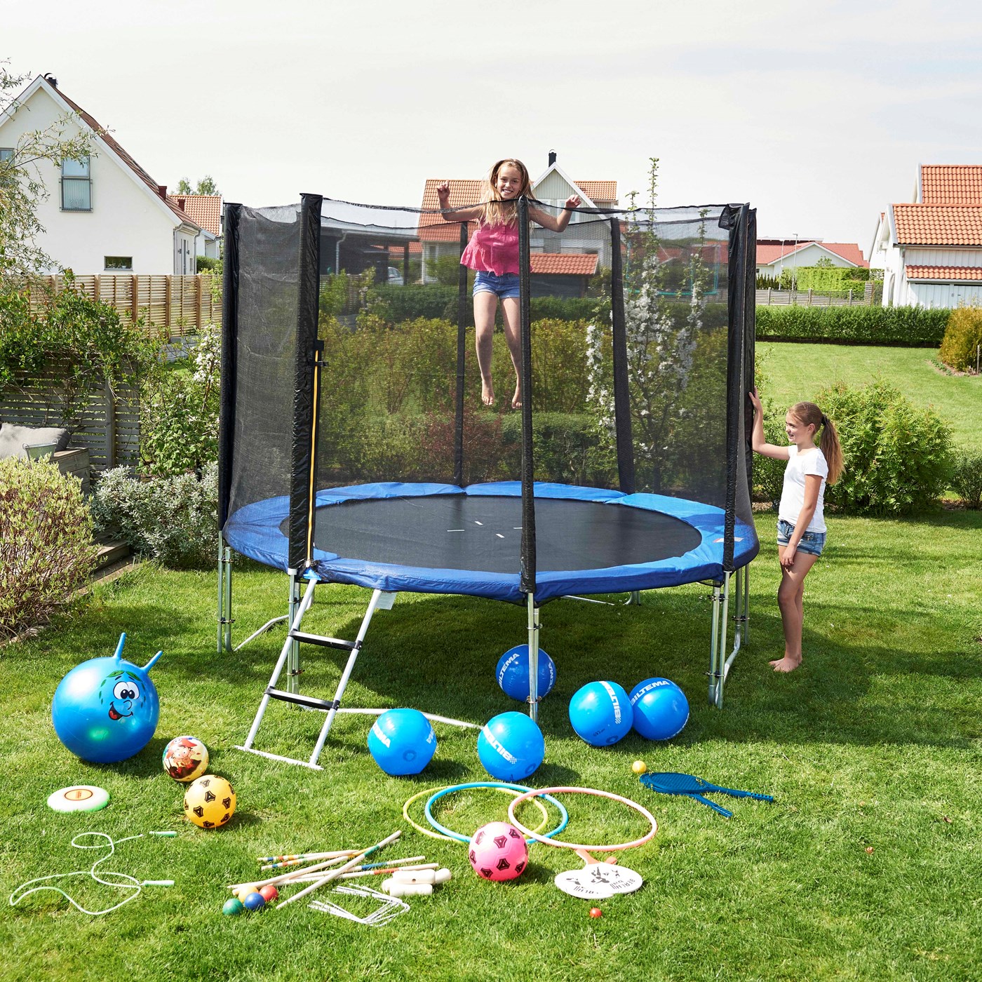 How to take care of the trampoline - for the safety of children